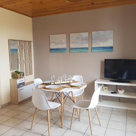 A Deux Pas Du Port De Locquirec Apartamento Exterior foto